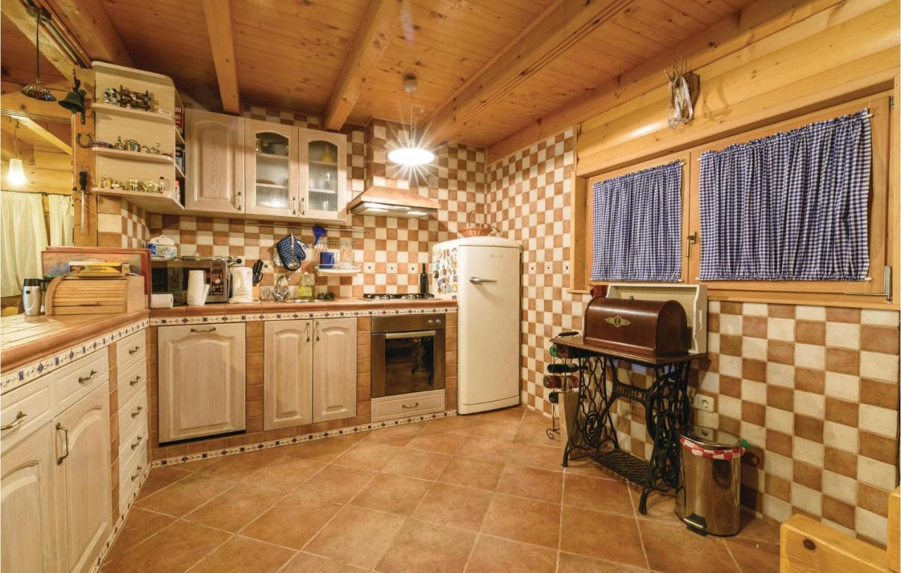Stunning Home In Krasic With Sauna Εξωτερικό φωτογραφία