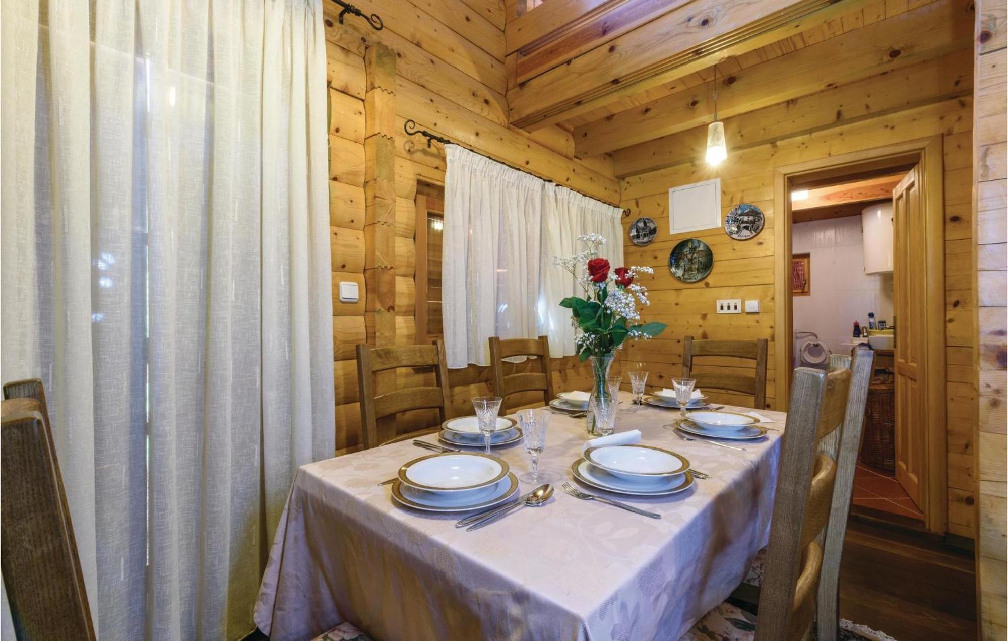 Stunning Home In Krasic With Sauna Εξωτερικό φωτογραφία